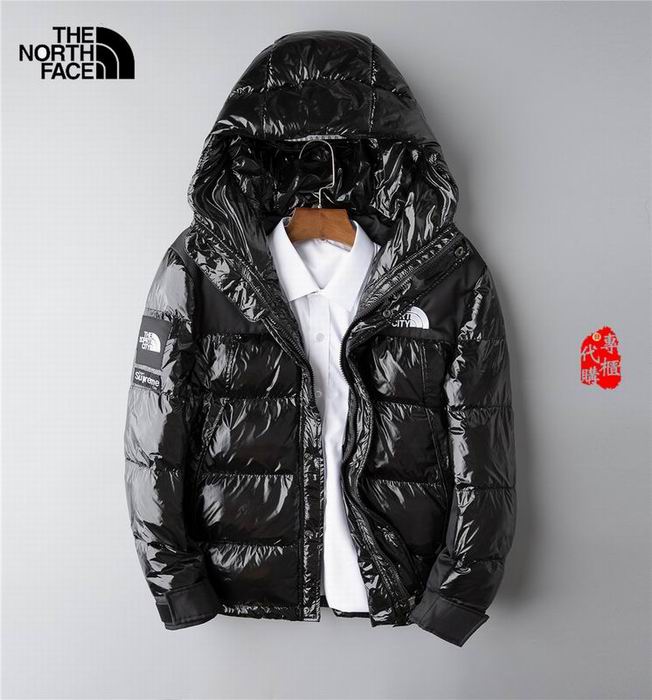 The North Face Men's Outwear 224